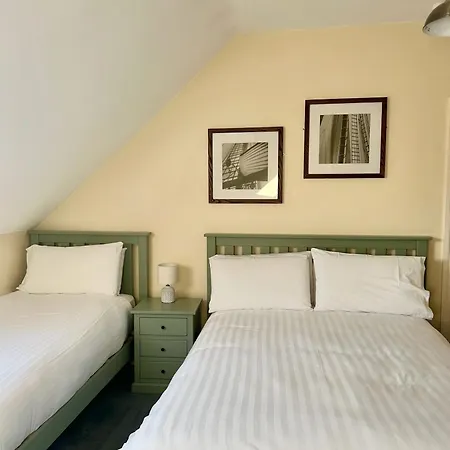 Oliver's Seafood Bar Cleggan